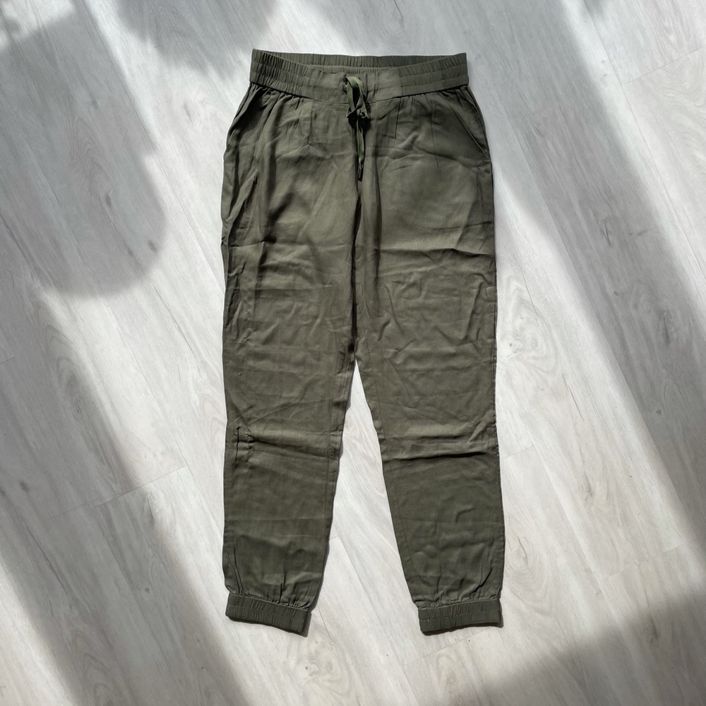 NWOT LTD Lounge Pants